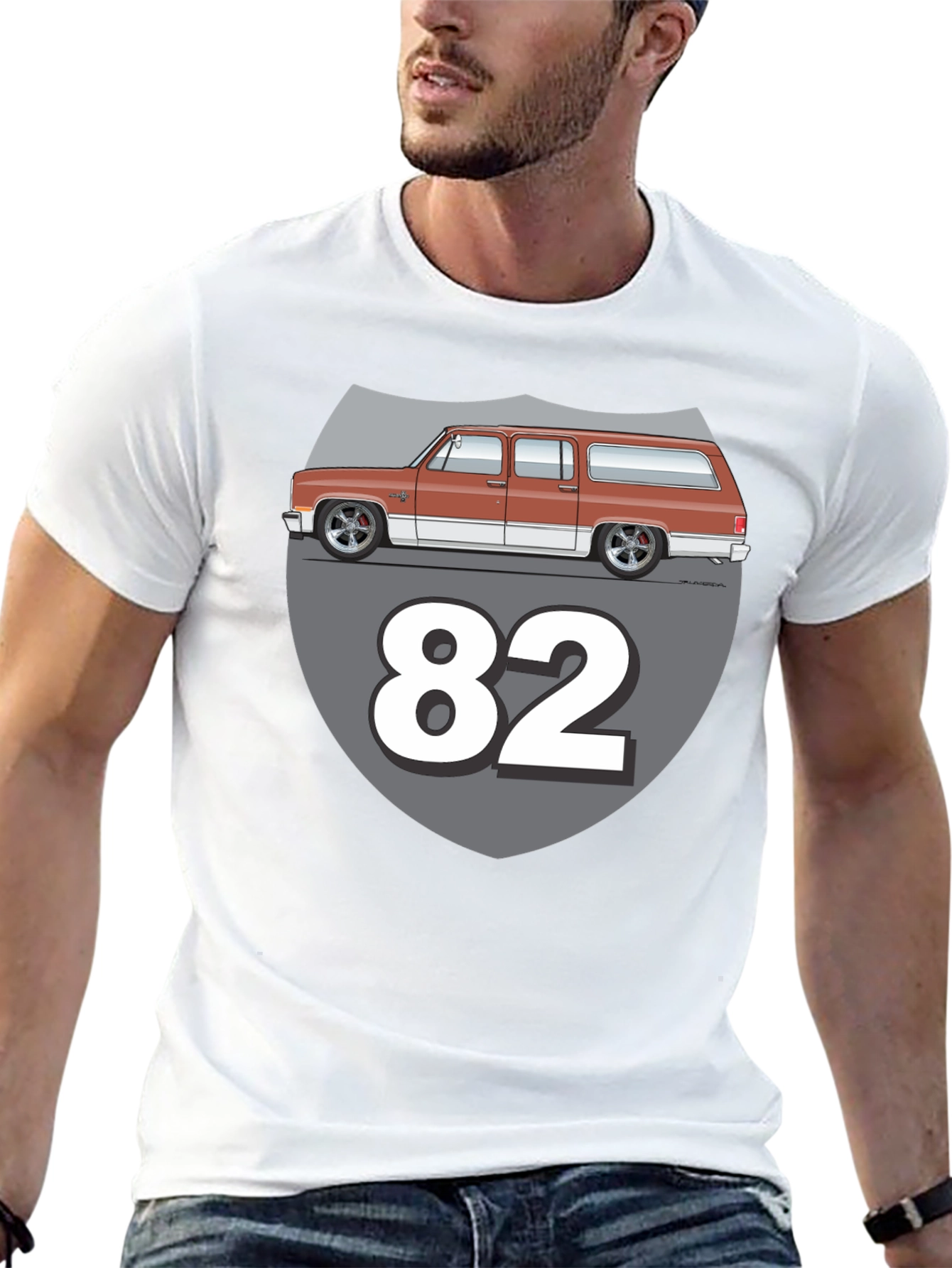 Retro 82 Car Graphic T-Shirt - Classic Design