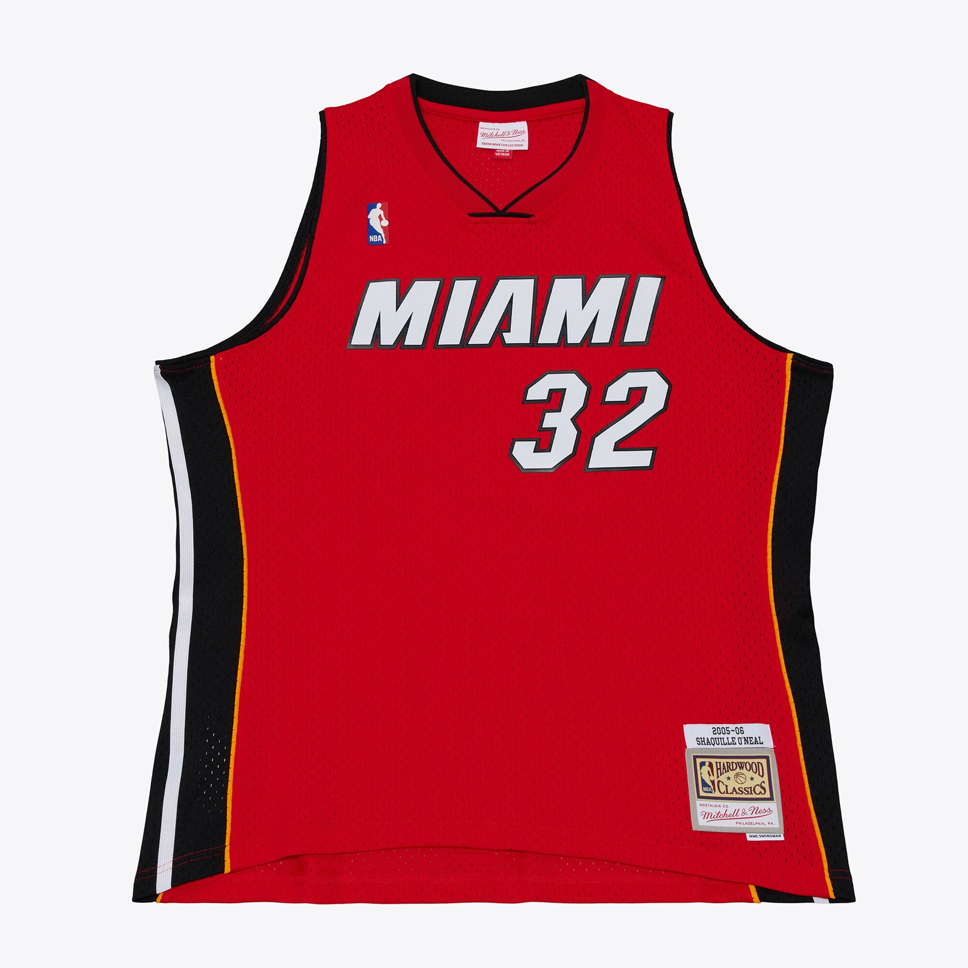 Men's Miami Heat Shaquille O'Neal Mitchell & Ness Red 2005-06 Swingman Jersey