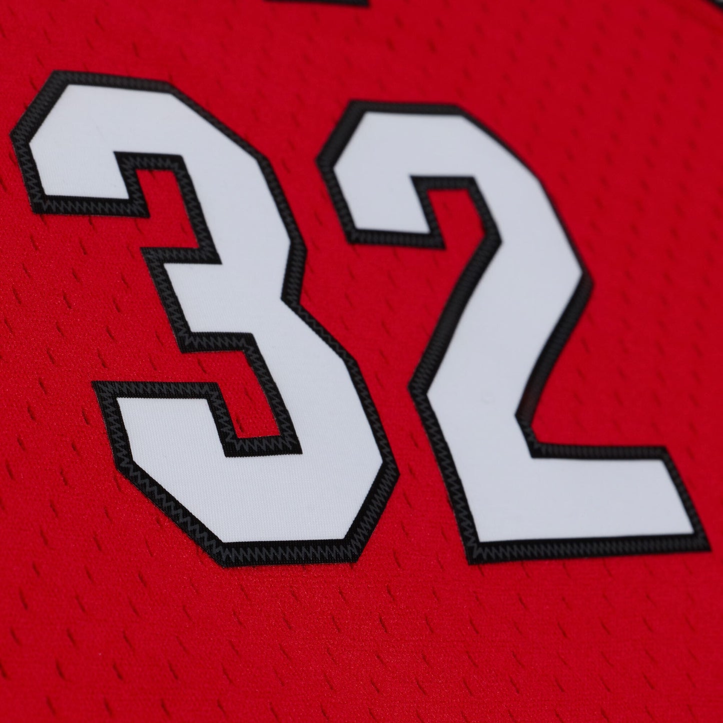 Men's Miami Heat Shaquille O'Neal Mitchell & Ness Red 2005-06 Swingman Jersey