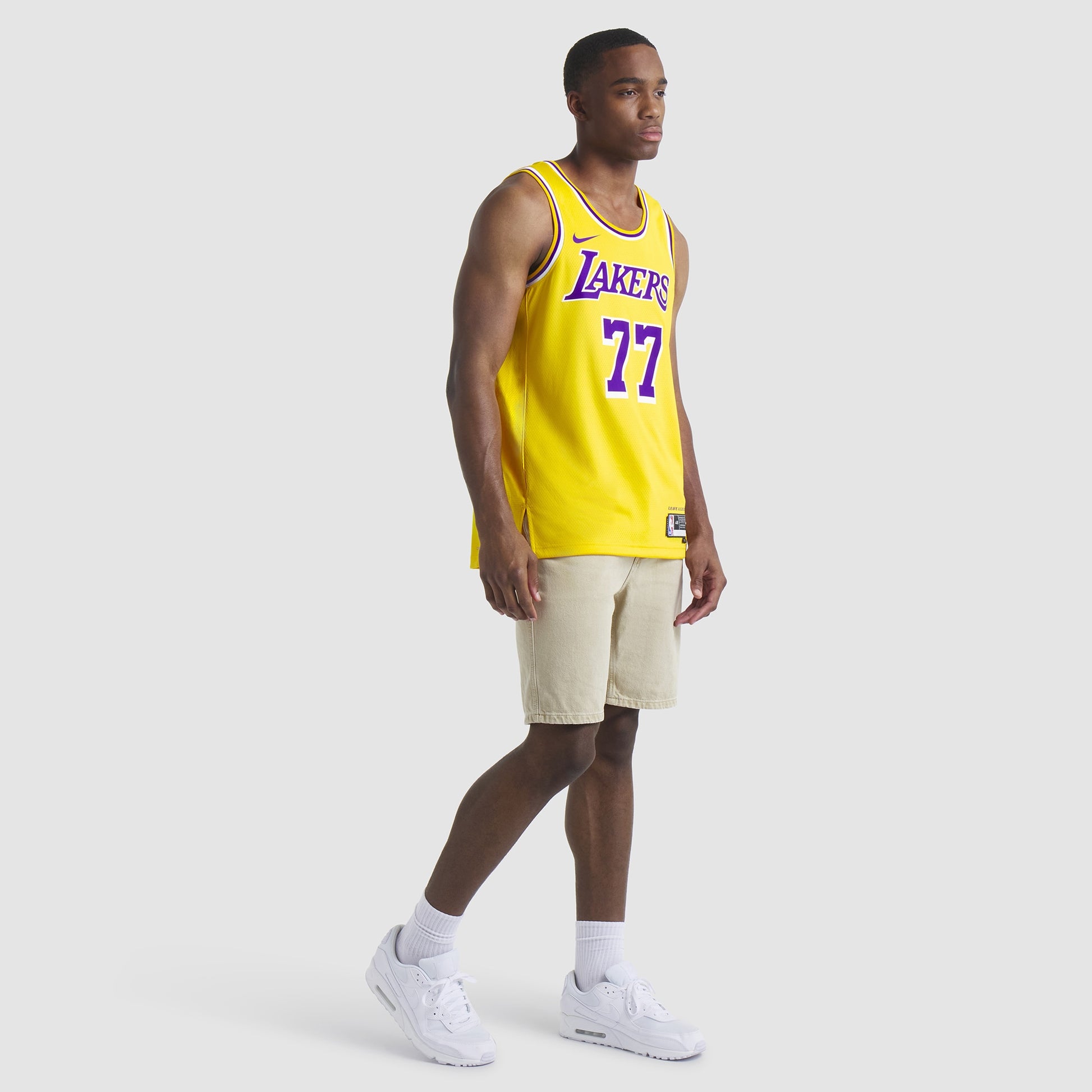Unisex Los Angeles Lakers Luka Dončić Nike Gold Swingman Jersey - Icon Edition