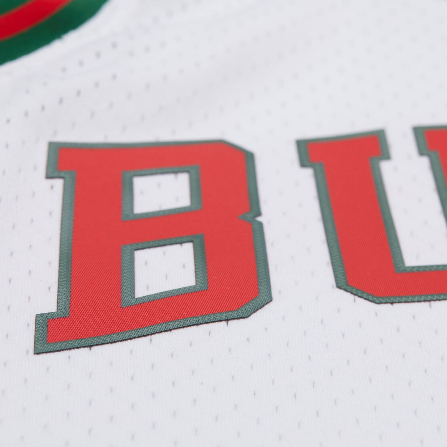 Men's Milwaukee Bucks Oscar Robertson Mitchell & Ness White Hardwood Classics Swingman Jersey