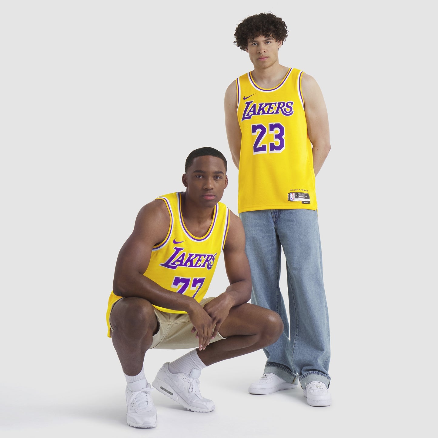 Unisex Los Angeles Lakers LeBron James Nike Gold Swingman Jersey - Icon Edition