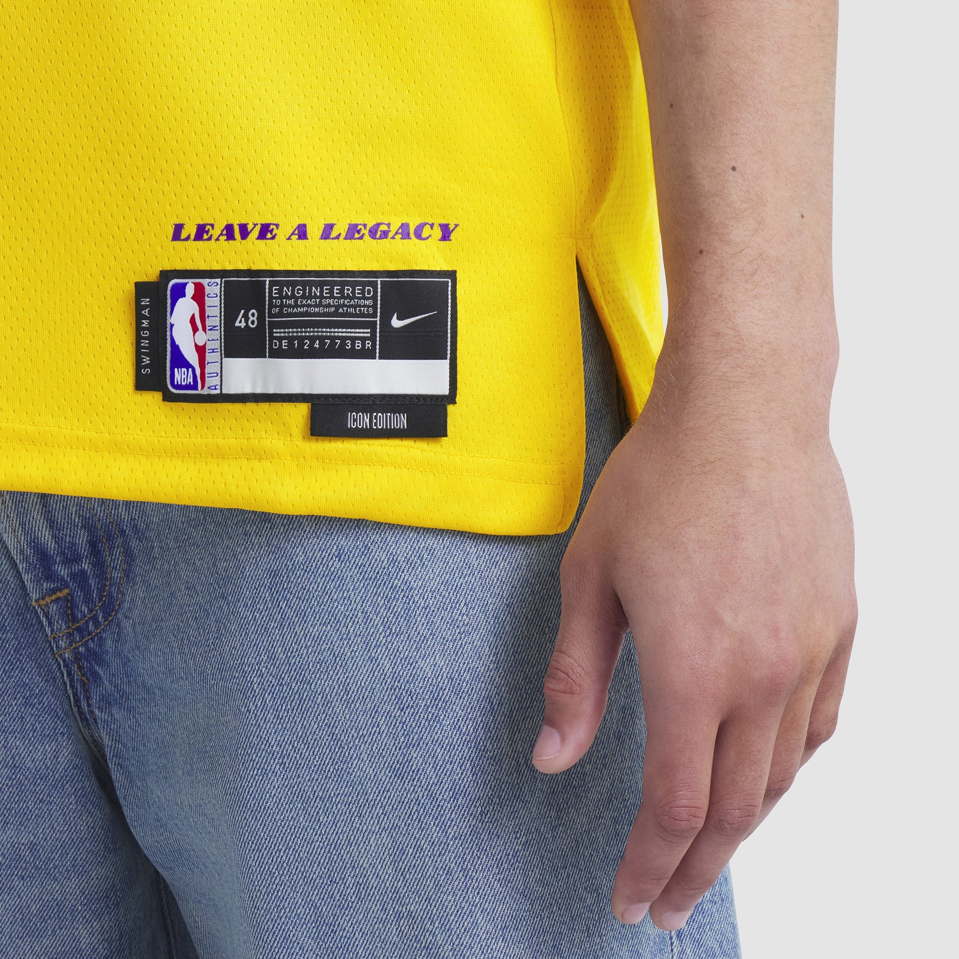 Unisex Los Angeles Lakers LeBron James Nike Gold Swingman Jersey - Icon Edition