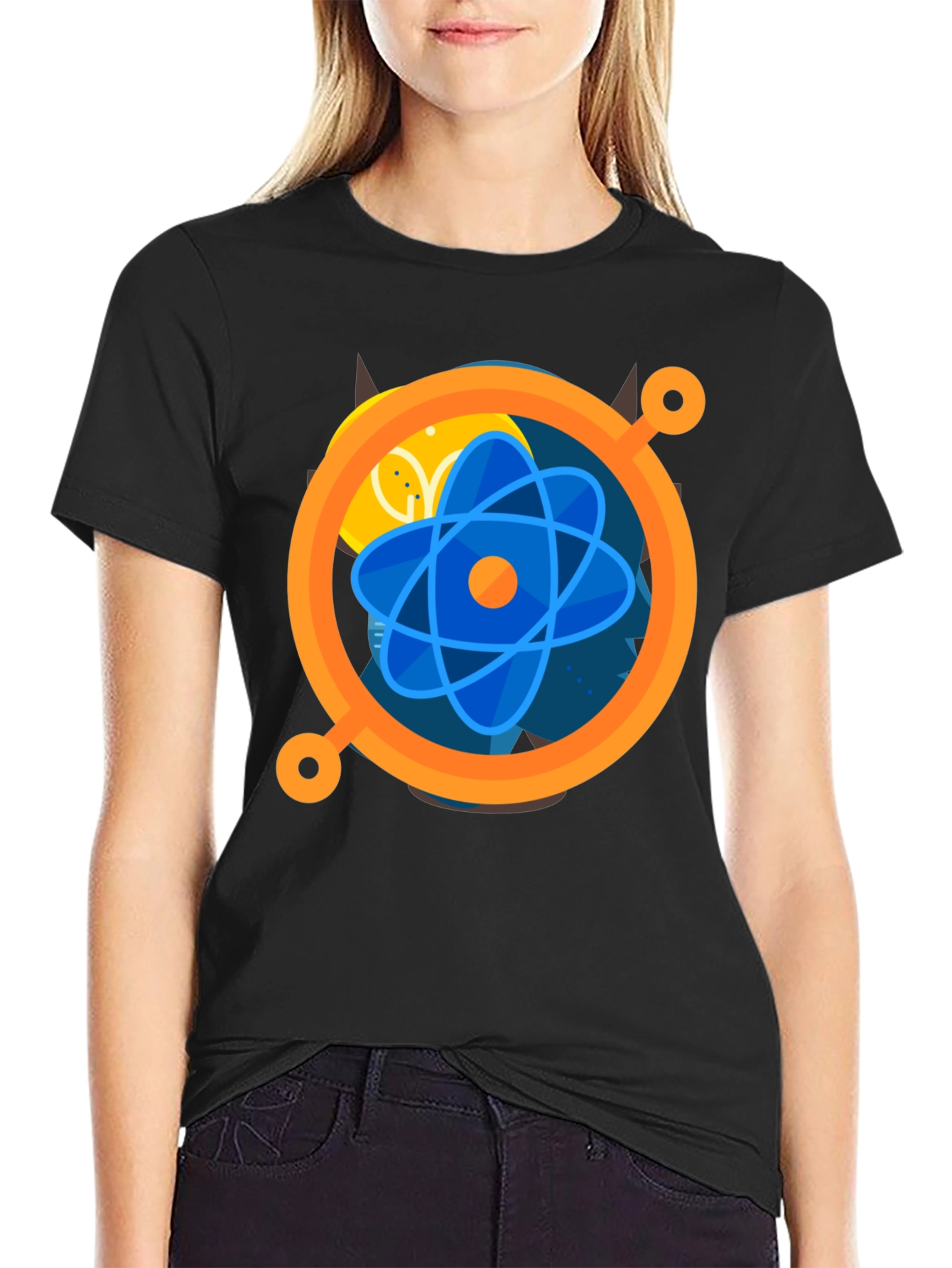 Geometric Design T-Shirt - Modern Graphic Tee