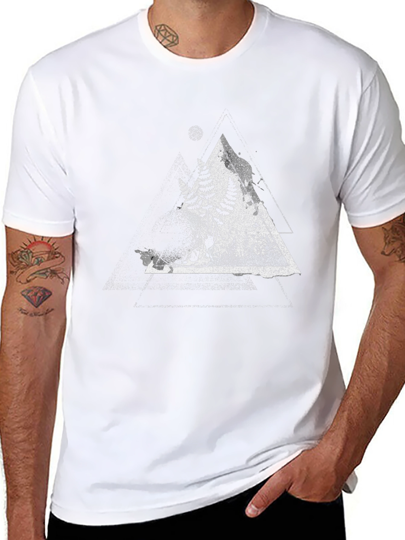 Nature Triangle Graphic Tee - Black