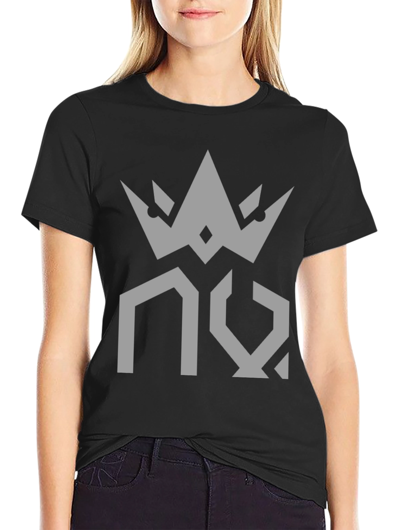Crown Design Black T-Shirt - Modern Streetwear