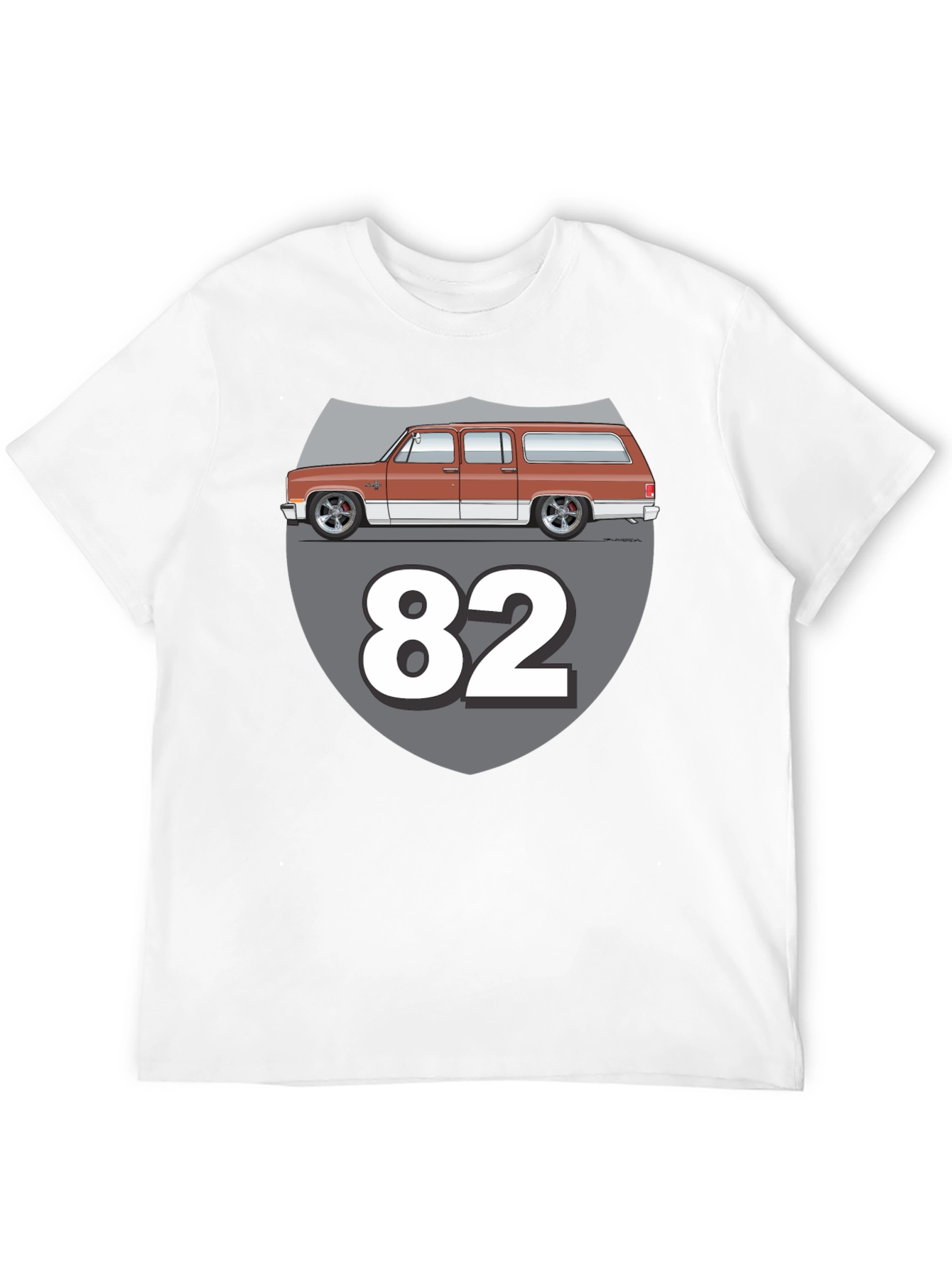Retro 82 Car Graphic T-Shirt - Classic Design